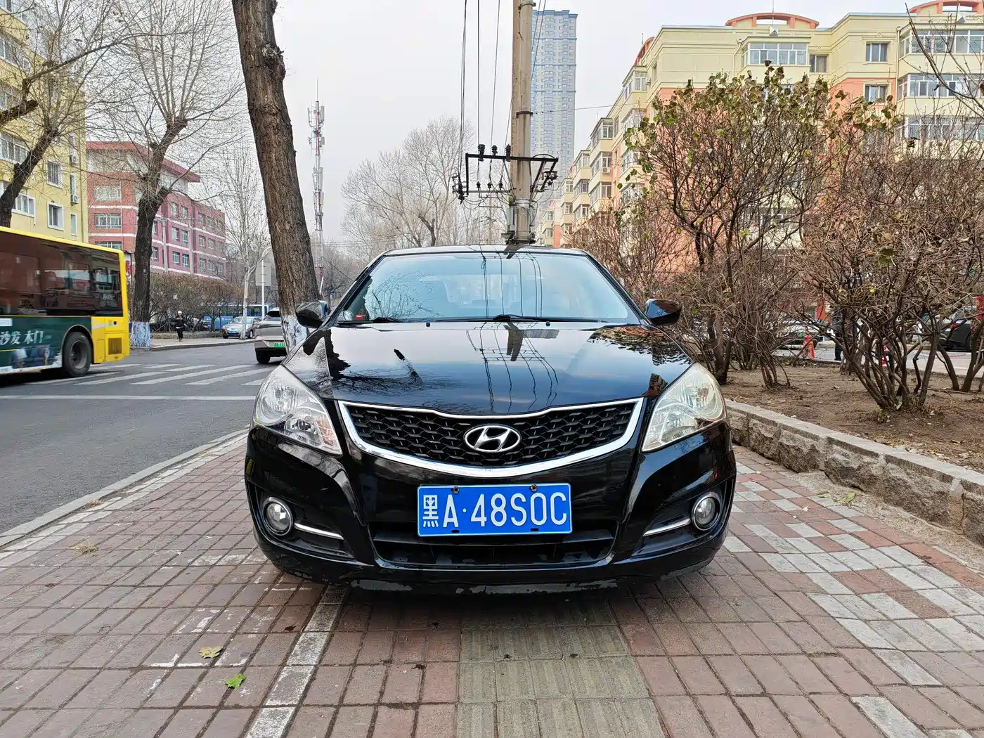 Hyundai Elantra 2015 1.6L Automatic Luxury фото 2
