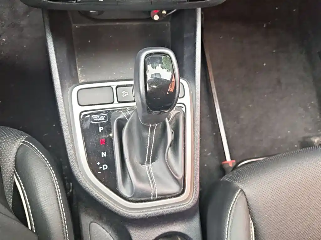 Hyundai Beijing Hyundai ix25 2017 1.6L Automatic Smart Edition фото 14