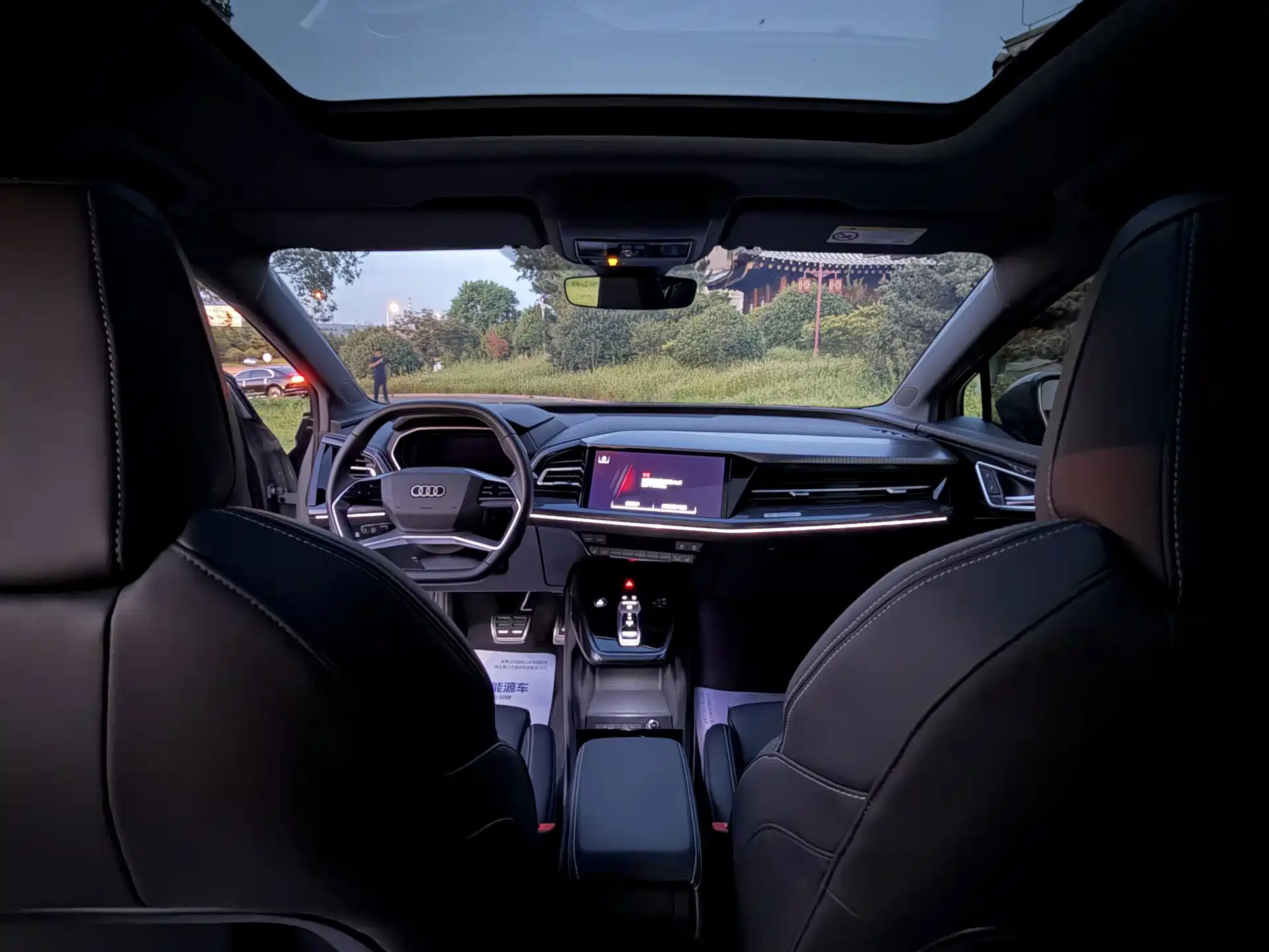 Фото 7 - Audi Q4 e-tron