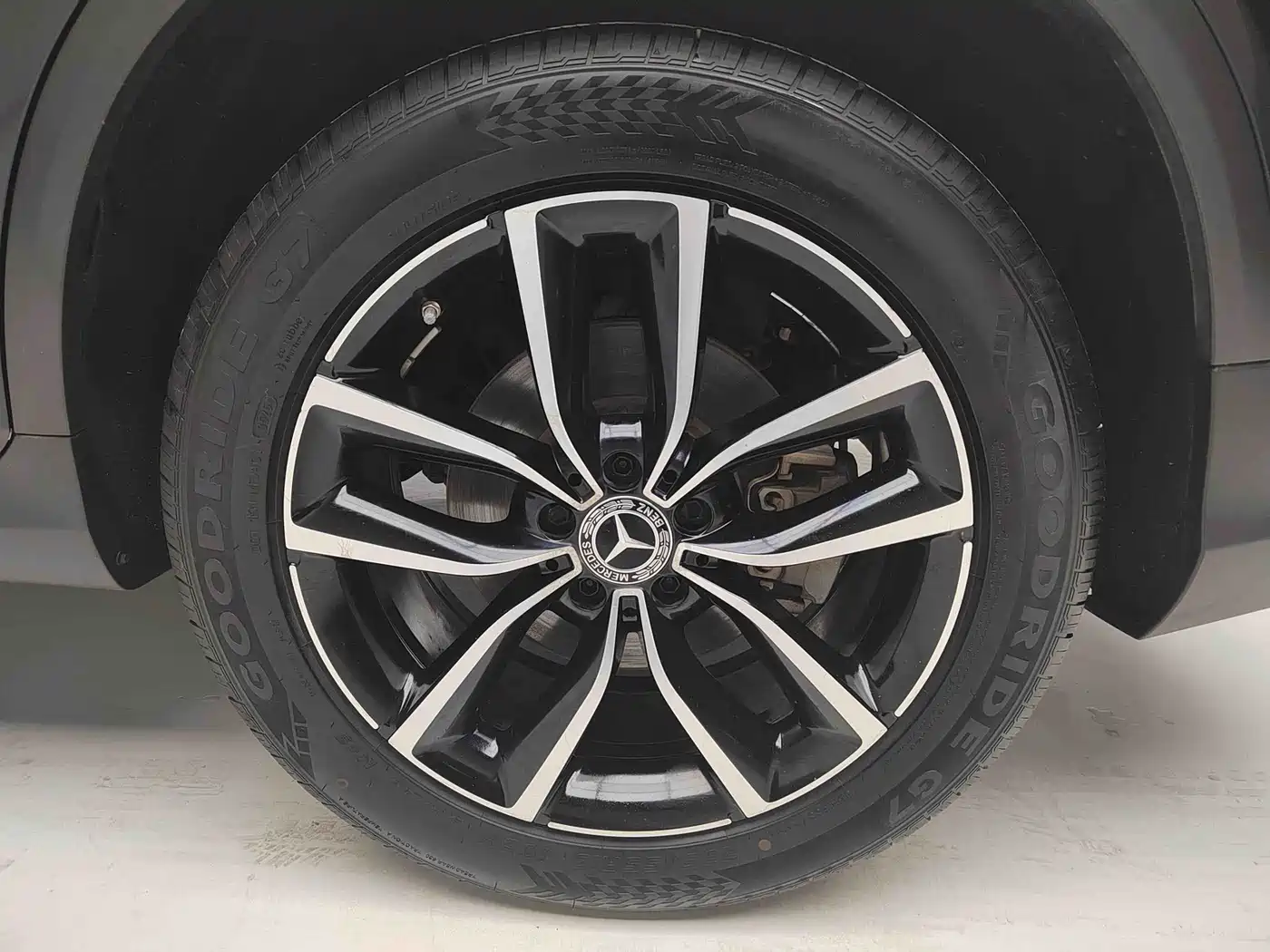 Mercedes-Benz GLC 2020 Facelift GLC 260 L 4MATIC Luxury фото 8