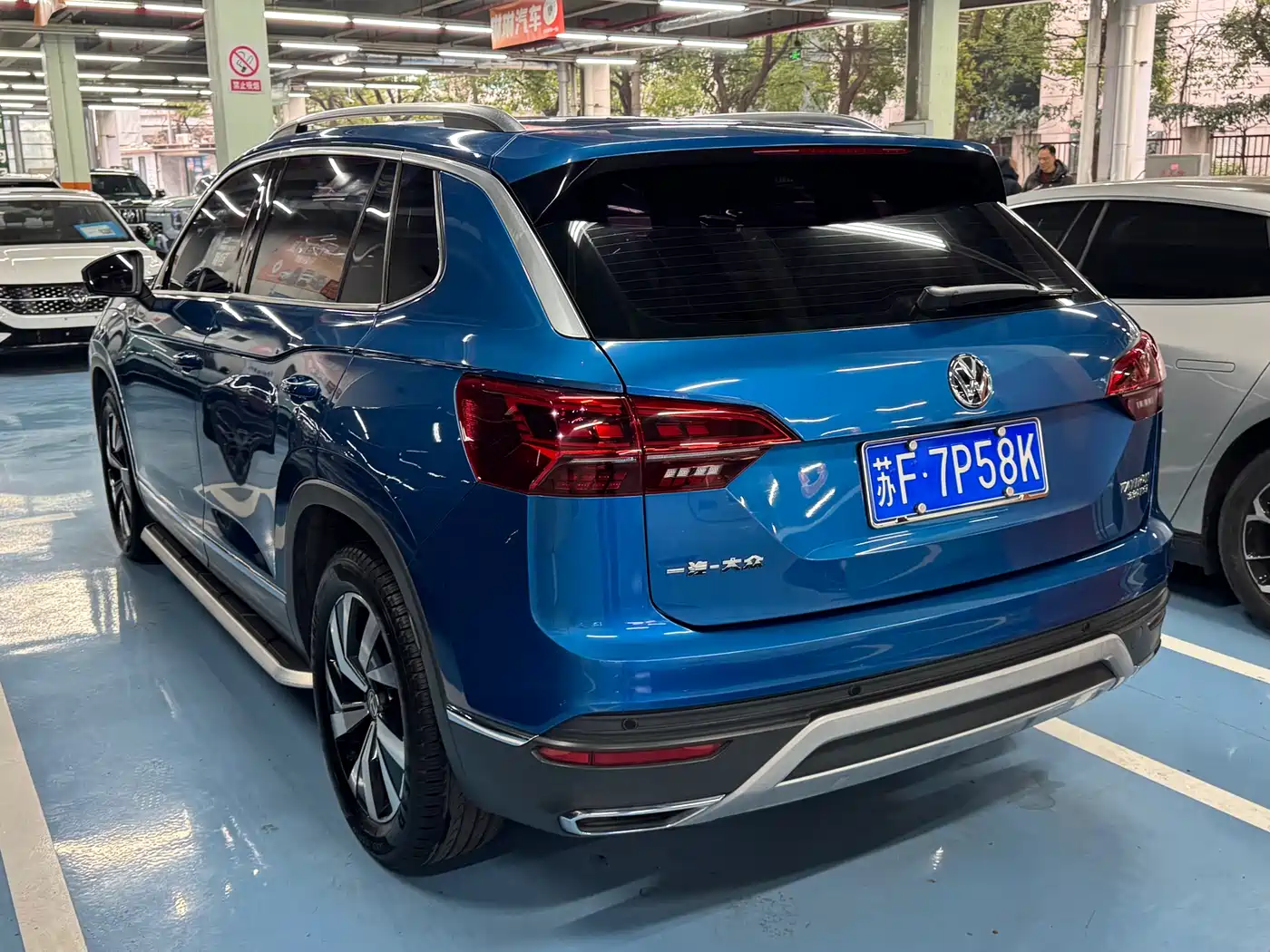 Volkswagen Tayron 2019 330TSI 2WD Luxury China VI фото 3
