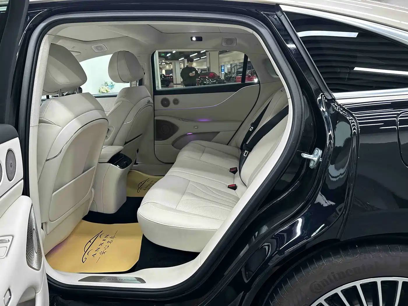 Voyah Auto VOYAH Zhuiguang L 2025 Mid-configuration Model фото 19