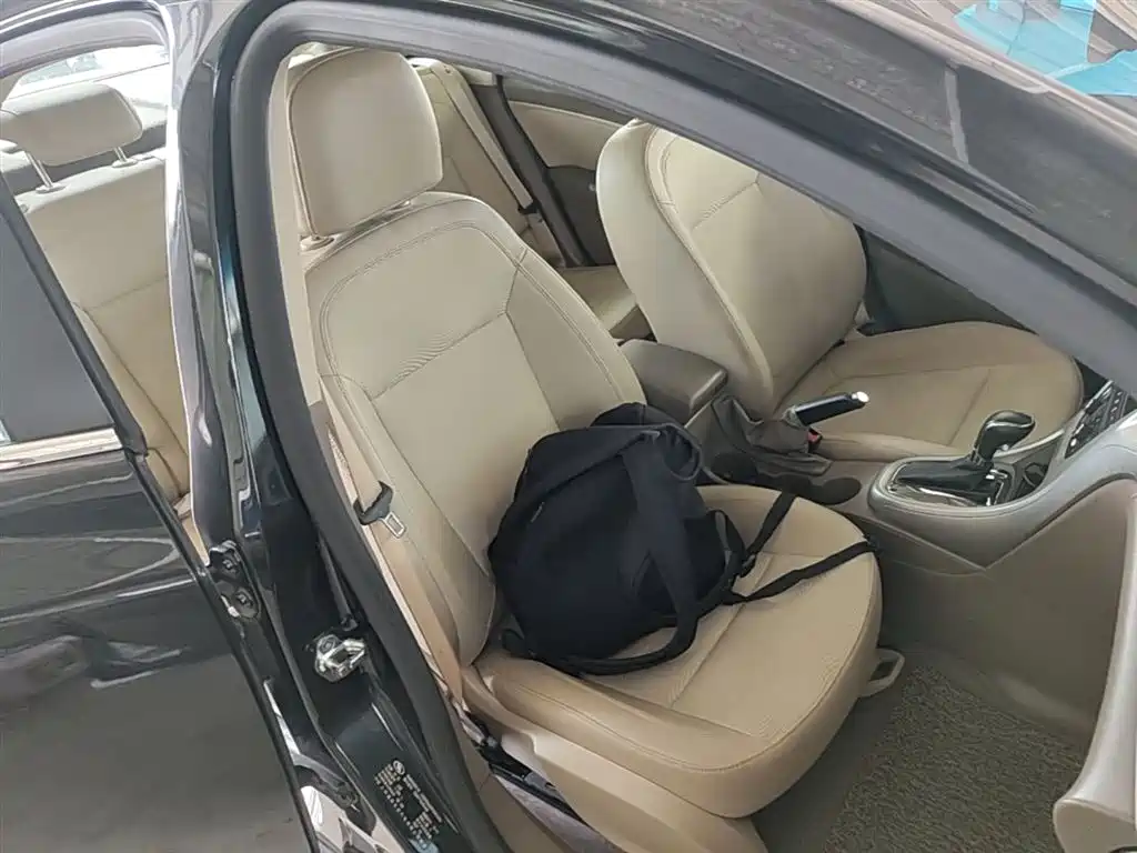 Buick Excelle 2013 GT 1.6L Automatic Fashion Edition фото 25