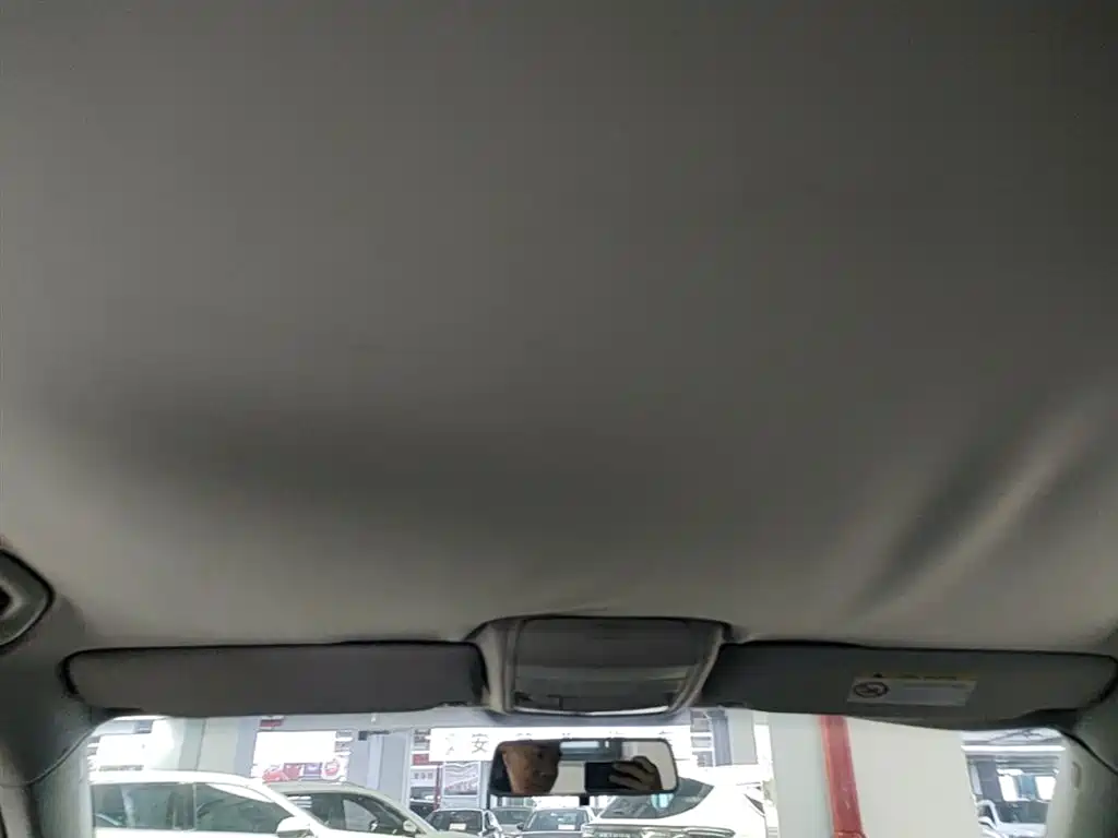 Volkswagen Tiguan 2015 1.8TSI Automatic 2WD Trendline фото 18