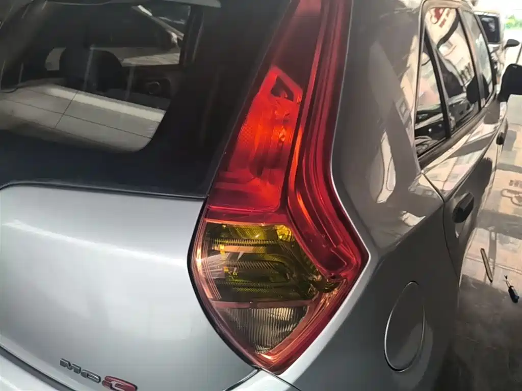 MG 3 2014 2014 1.3L AMT Comfort Edition