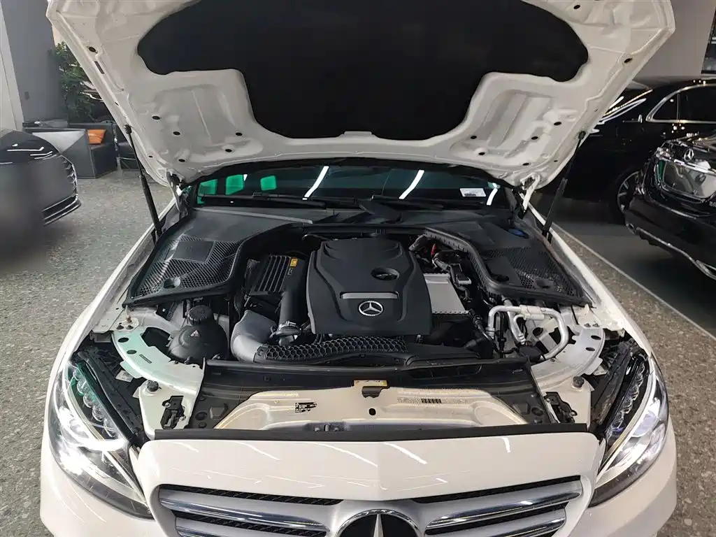 Mercedes-Benz C-Class 2018 C 180 L Fashion Sport Edition фото 16