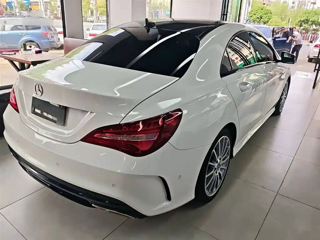 Mercedes-Benz CLA (Import) 2018 CLA 220 4MATIC фото 7