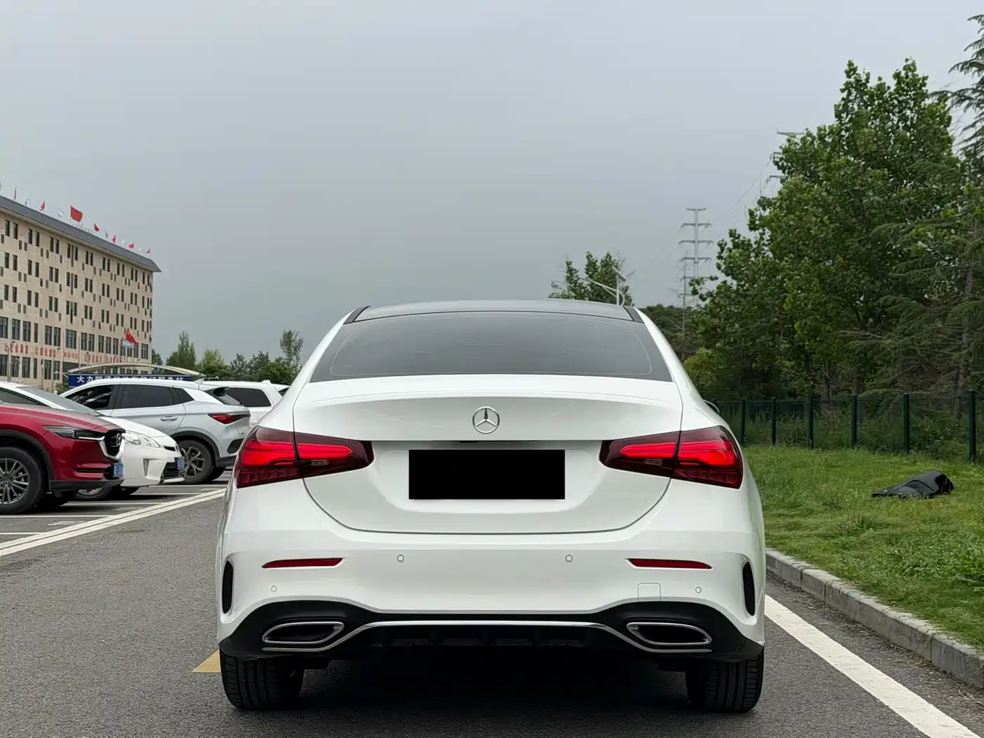 Mercedes-Benz A-Class 2024 A 200 L Fashion Edition фото 5