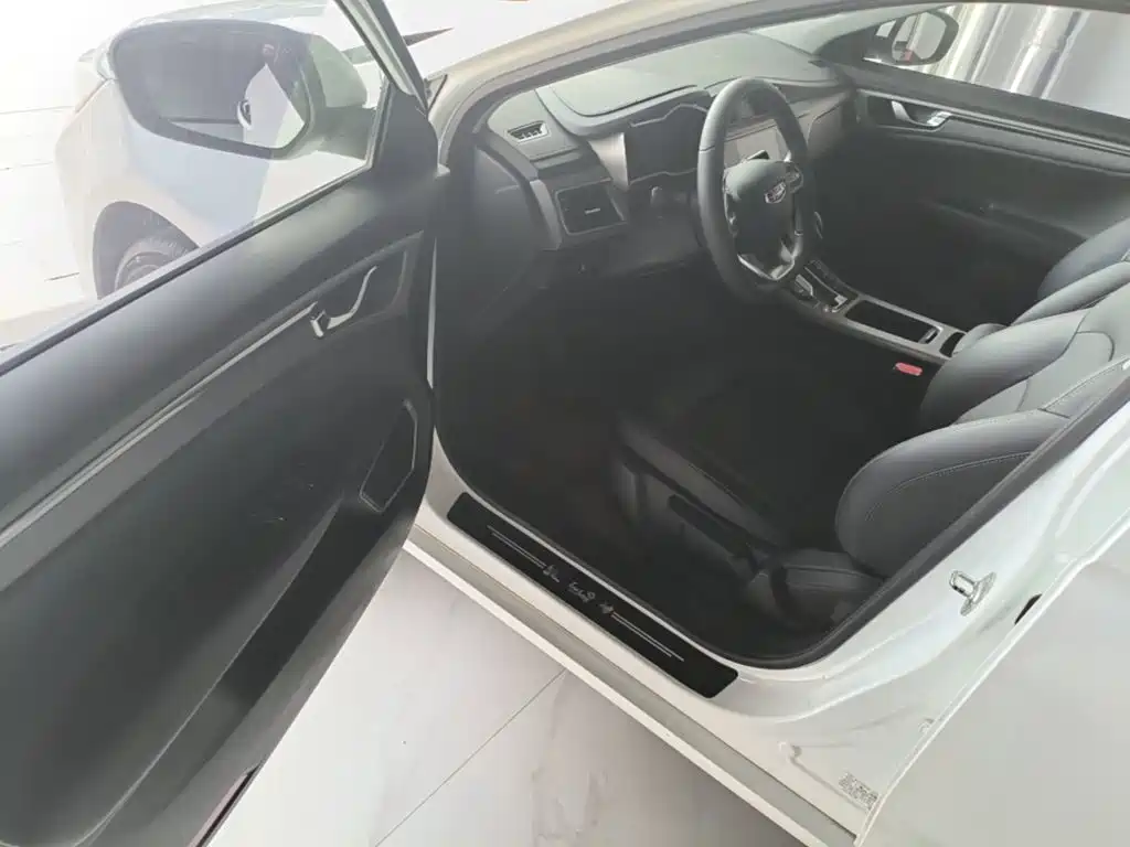 Geely Emgrand GL 2020 2020 1.4T CVT Asian Games Edition