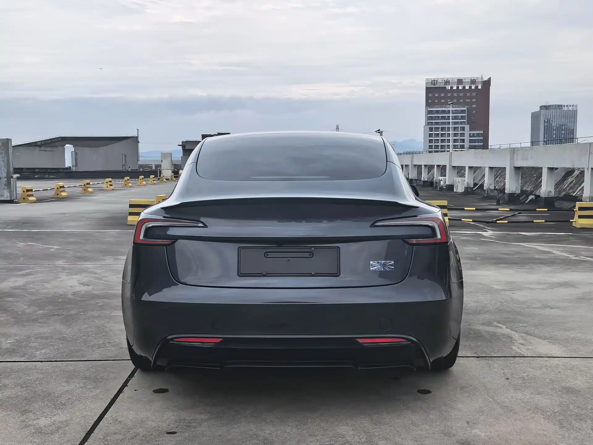 Фото 5 - Tesla Model 3