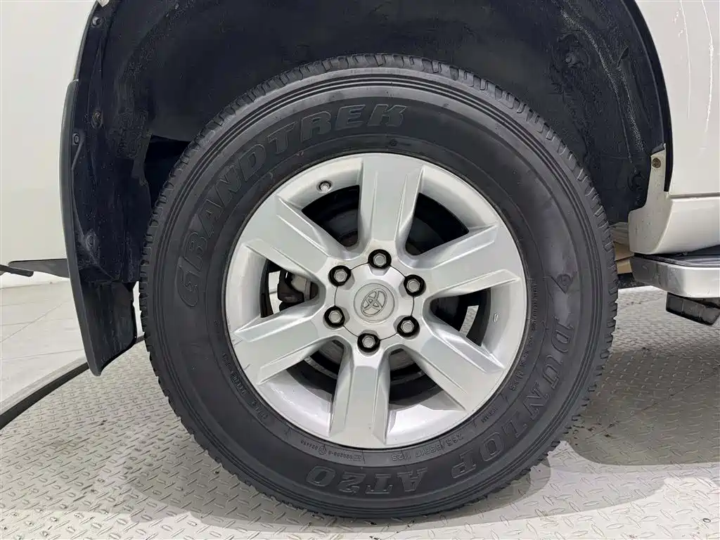 Toyota Prado 2015 2016 2.7L Auto Standard Edition