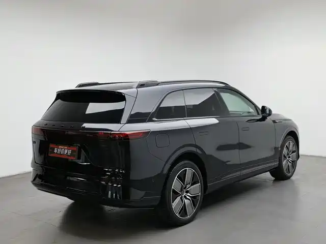 XPeng G9 2024 702 Max — фото 2