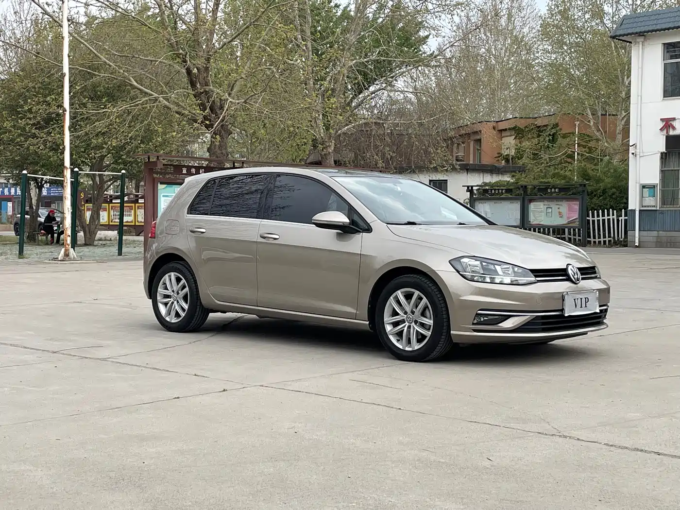 Volkswagen Golf 2019 200TSI DSG Comfort Progressive China VI фото 3