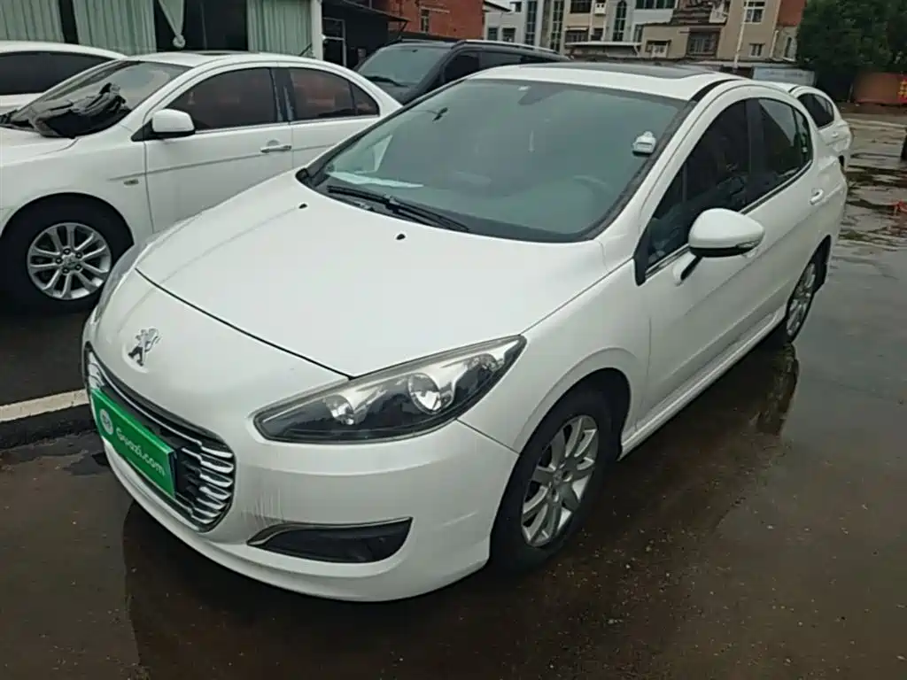 Peugeot 308 2014 Model Joy Edition Classic 1.6L Automatic Trend Style фото 2