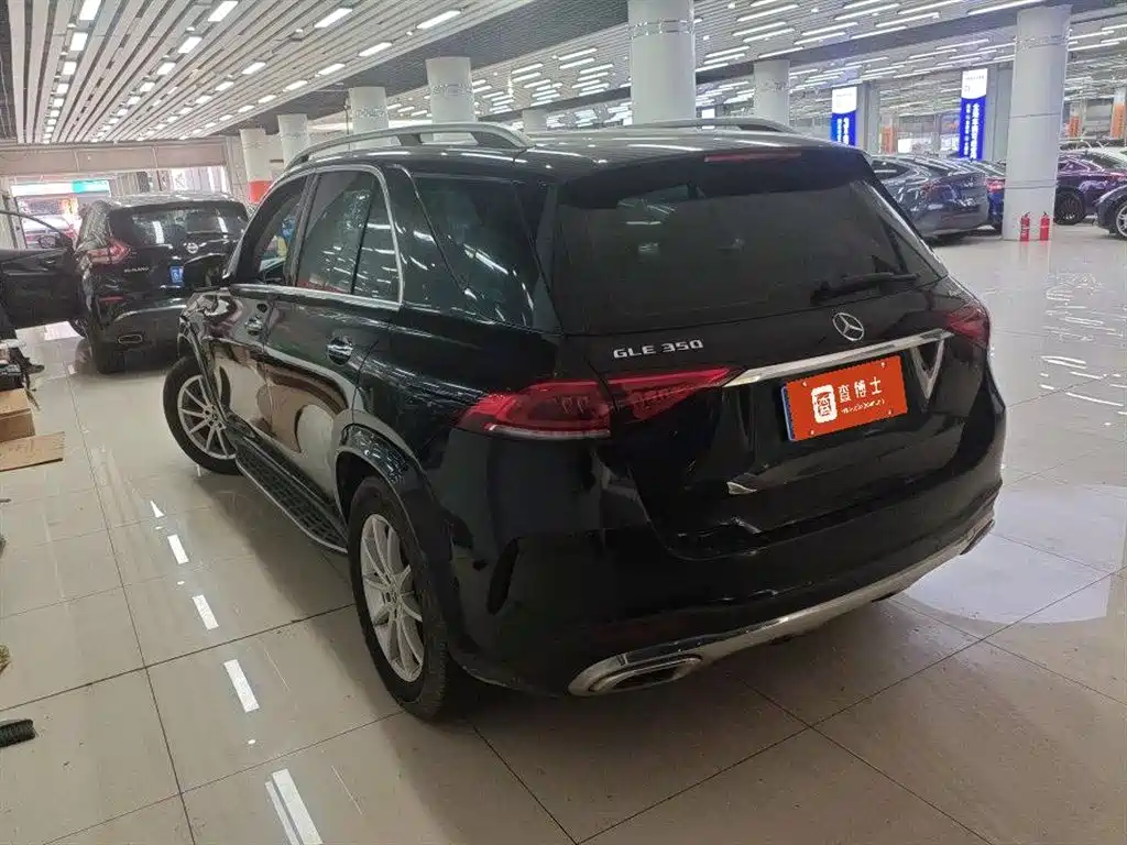 Mercedes-Benz GLE 2021 GLE 350 4MATIC Fashion фото 4