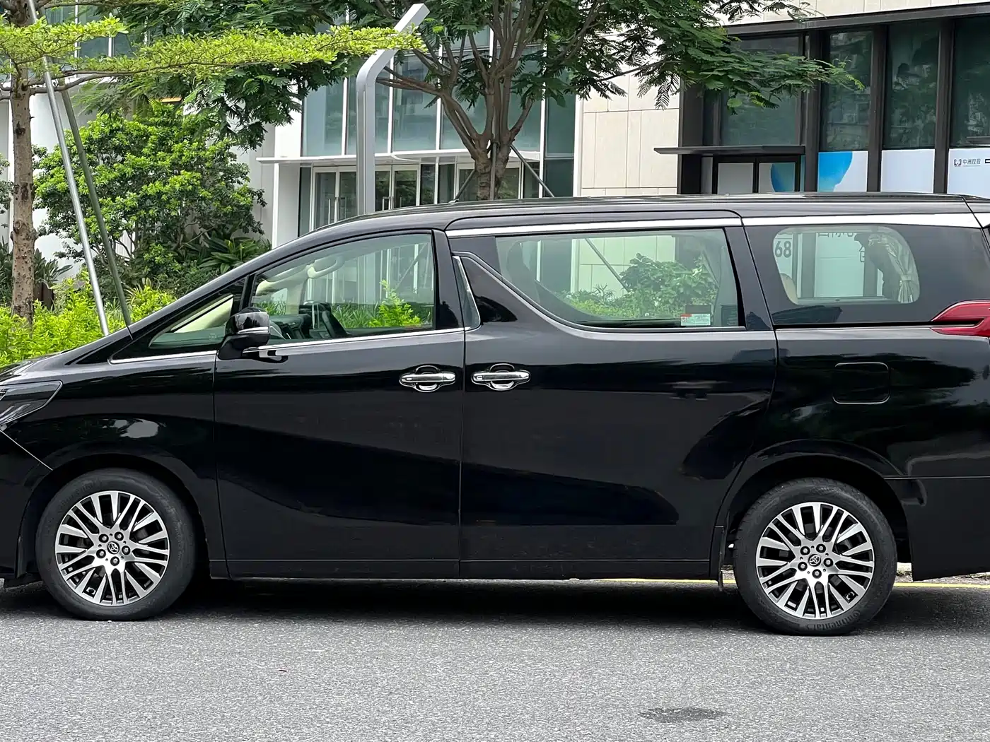 Toyota Alphard 2015 3.5L Luxury Edition фото 5