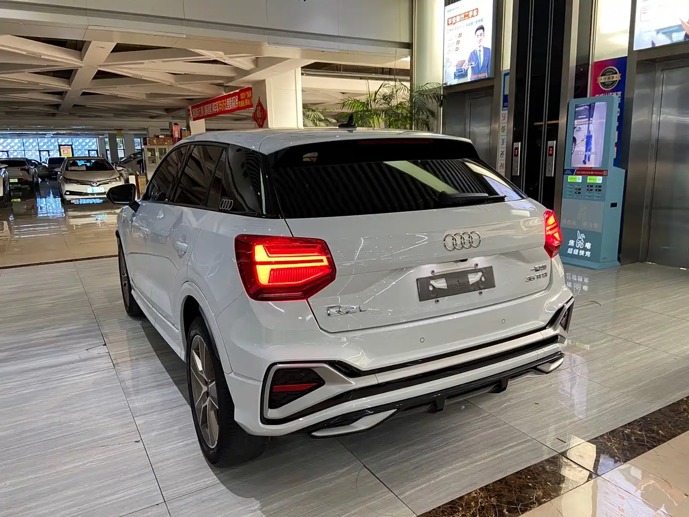Audi Q2L 2022 35 TFSI Fashion Dynamic фото 6