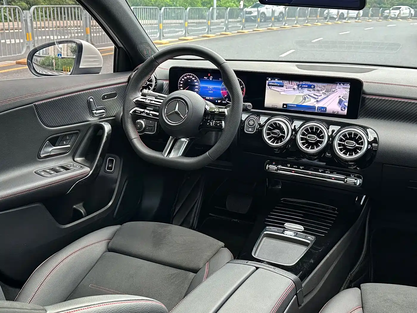Mercedes-Benz A-Class 2025 2025 A 200 L Fashion Edition