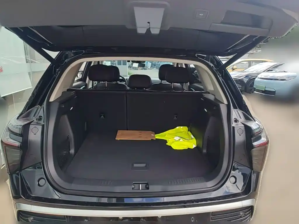 Hongqi HS3 PHEV 2026 2025 125km Jingwei 2 Million Commemorative Edition