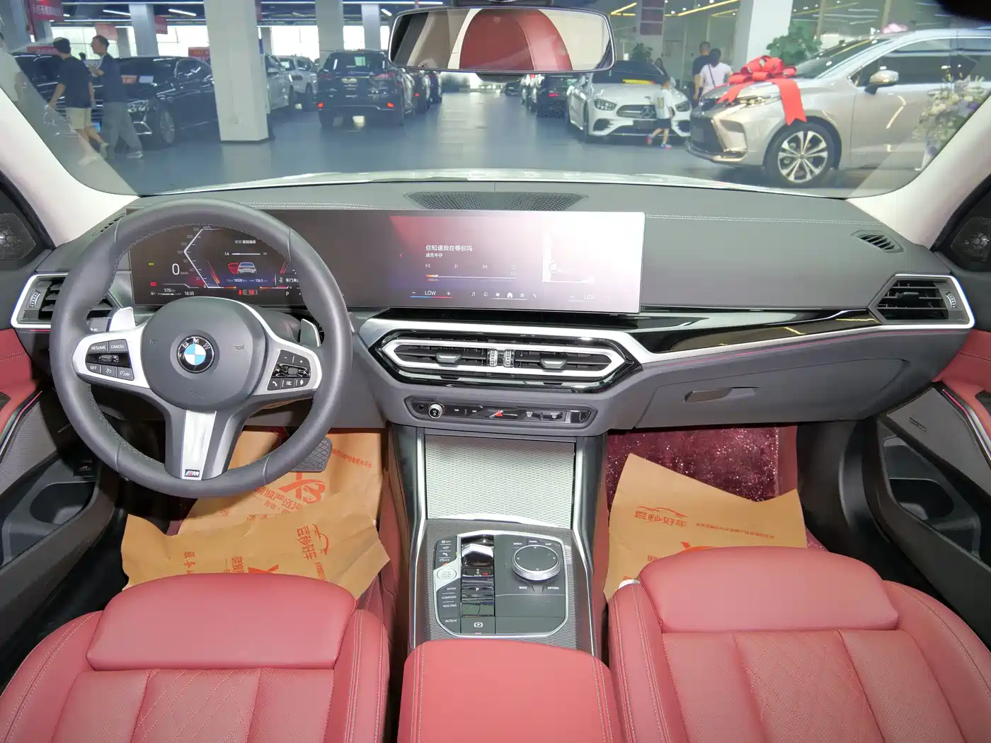 BMW 3 Series 2024 325Li M Sport Shadowline Package фото 18