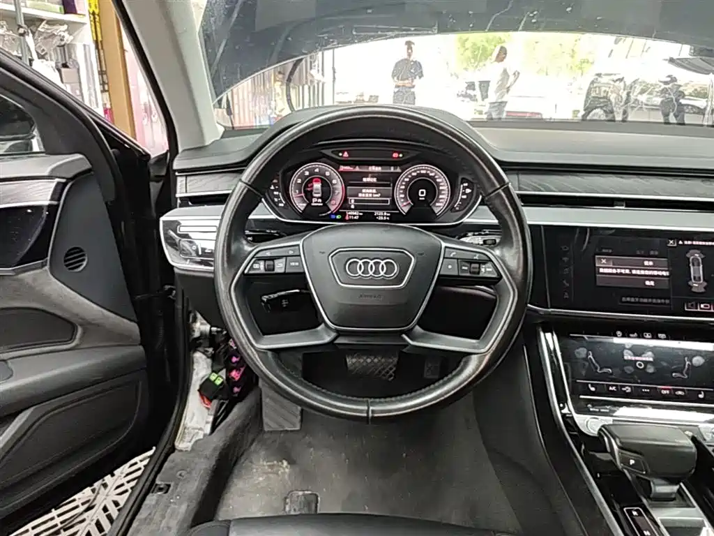 Audi A8 2018 A8L 55 TFSI quattro Launch Elite фото 11