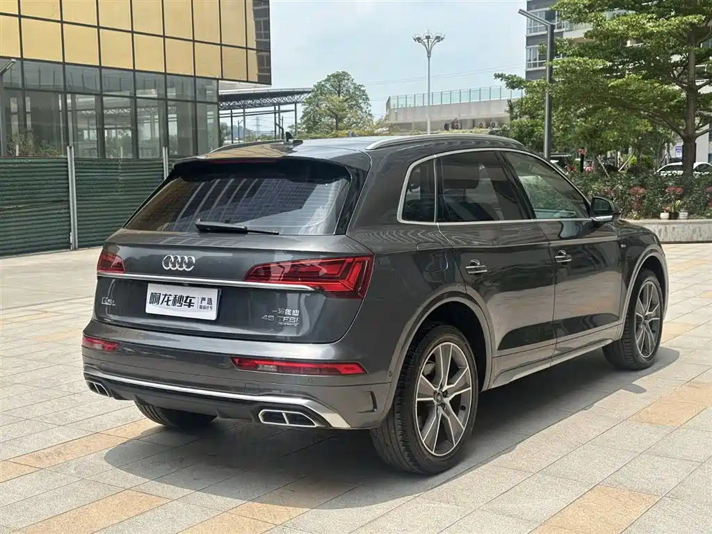 Audi Q5L 2021 45 TFSI Luxury Dynamic фото 4