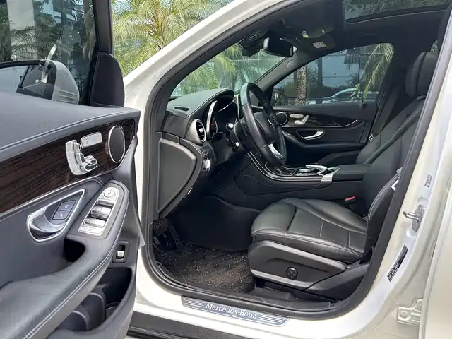 Mercedes-Benz GLC 2019 GLC 260 L 4MATIC Luxury — фото 4