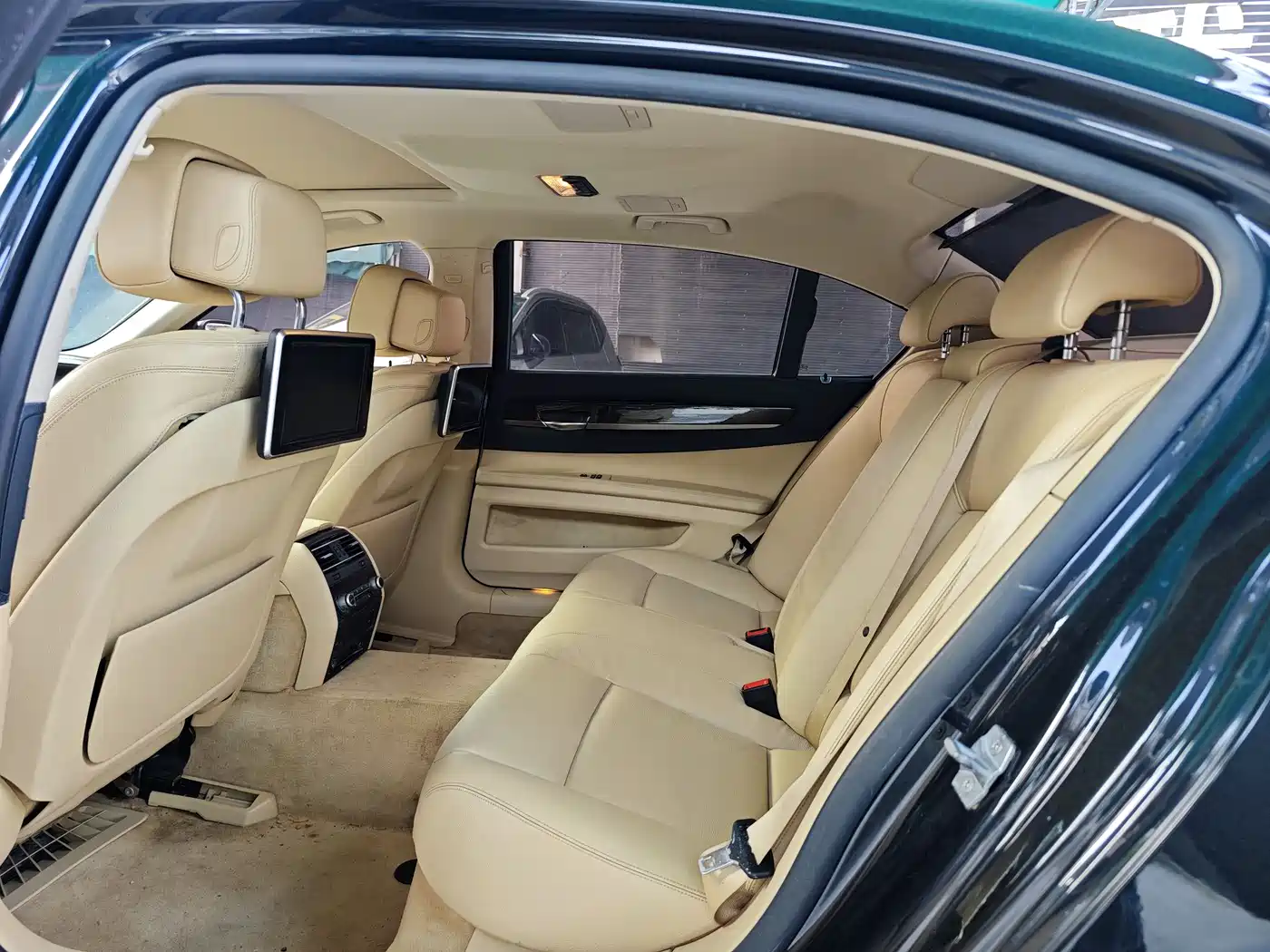 BMW 7 Series 2013 Model 730Li Leading фото 4