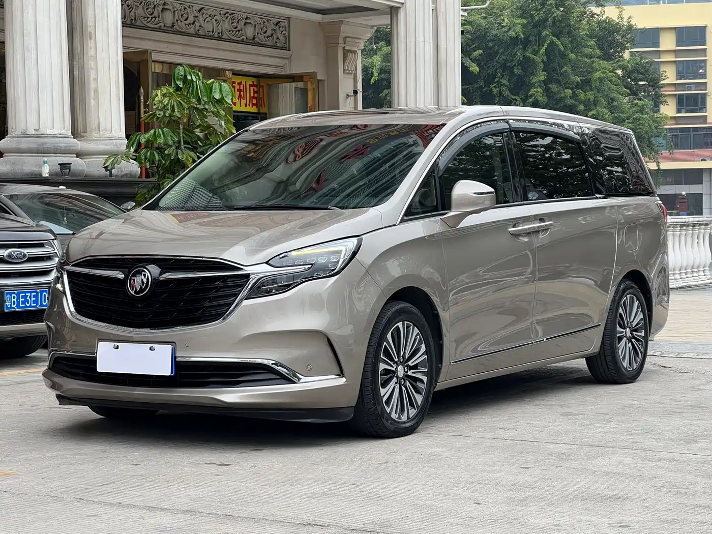 Buick GL8 2022 ES Landmark 653T Flagship