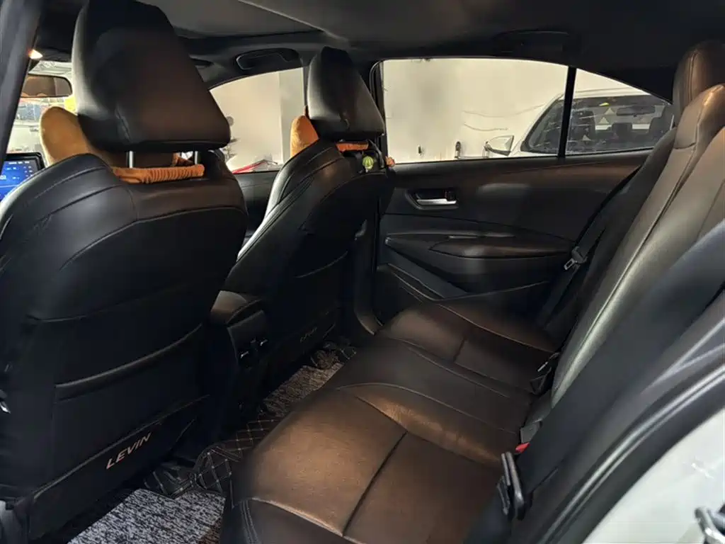 Toyota Levin 2021 185T CVT Luxury Edition фото 9