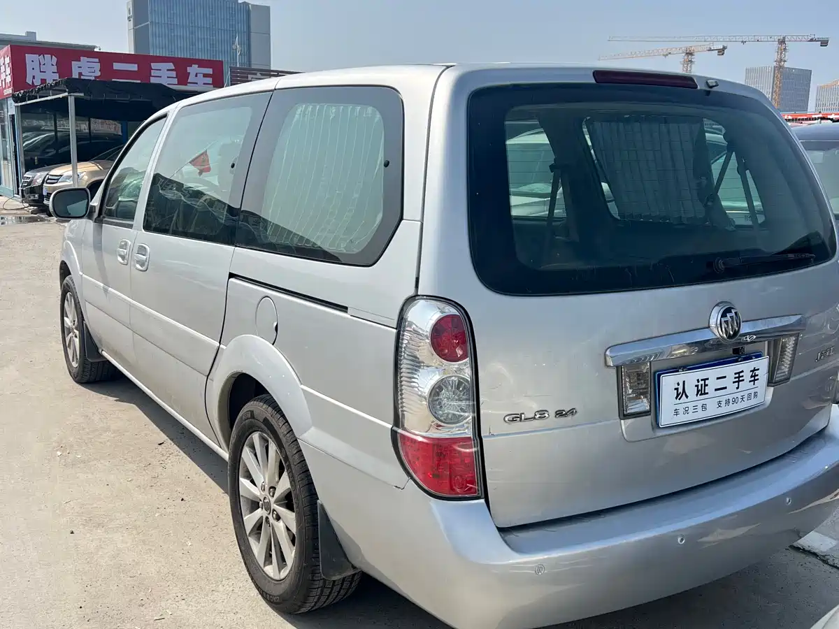 Buick GL8 2013 2.4L Comfort Edition фото 3