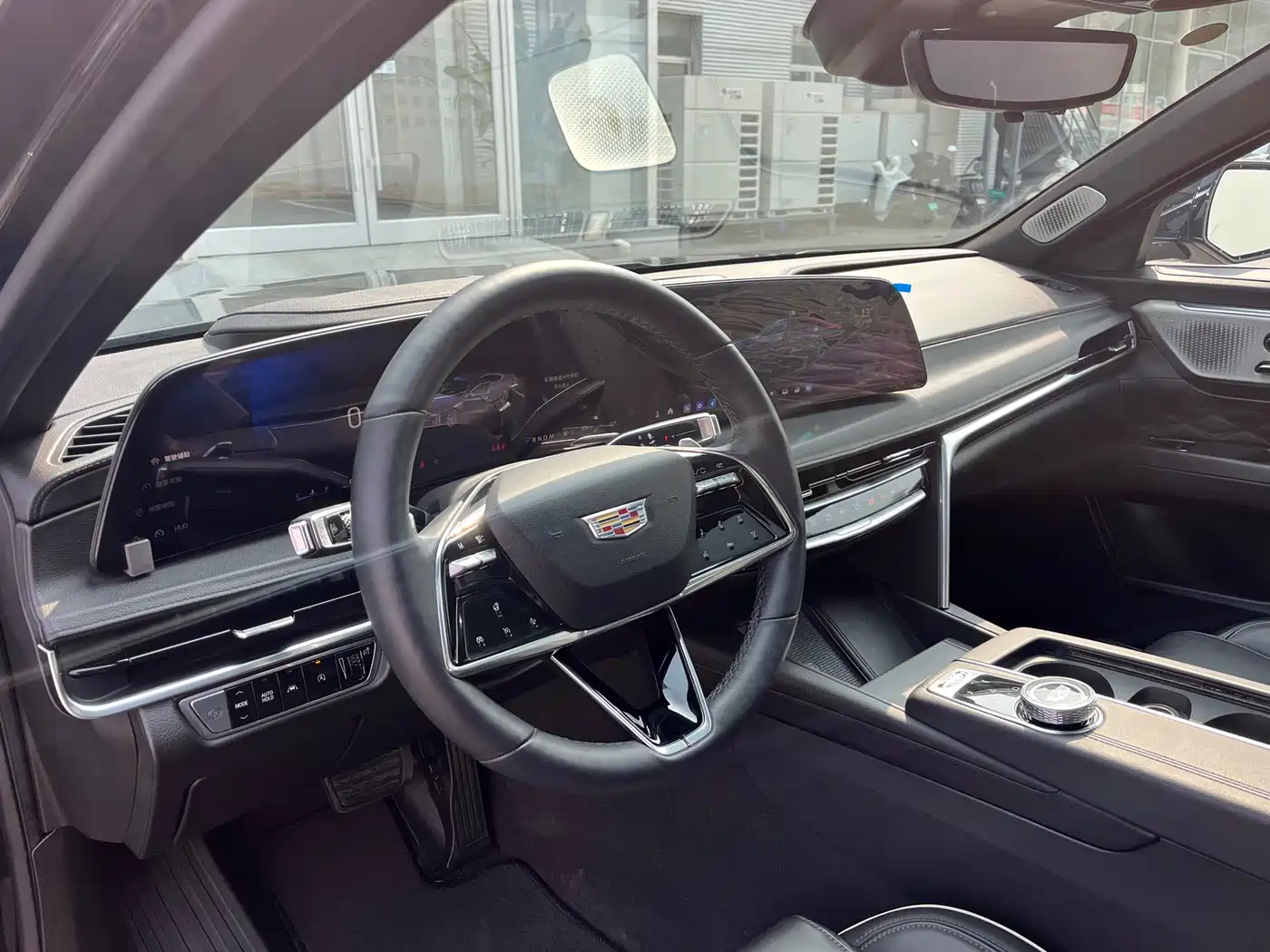 Cadillac CT6 2023 28T Platinum Model фото 5