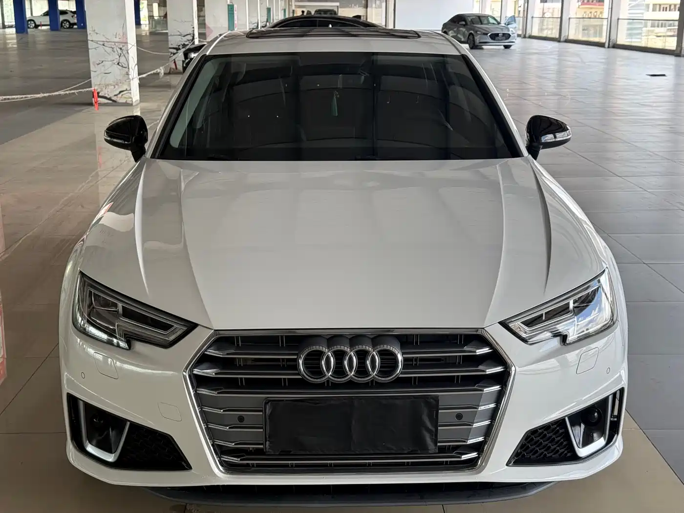 Audi A4L 2019 45 TFSI quattro Personality Sport (China VI) фото 2