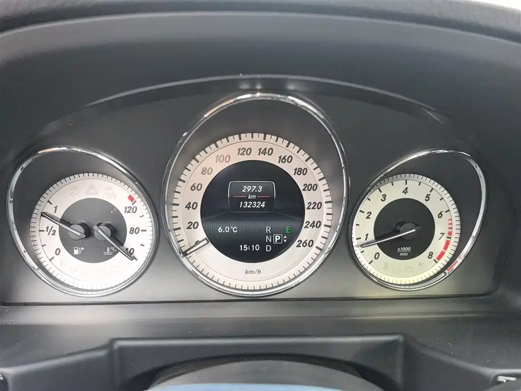 Mercedes-Benz GLK-Class 2015 GLK 300 4MATIC Luxury Ultimate Edition фото 5