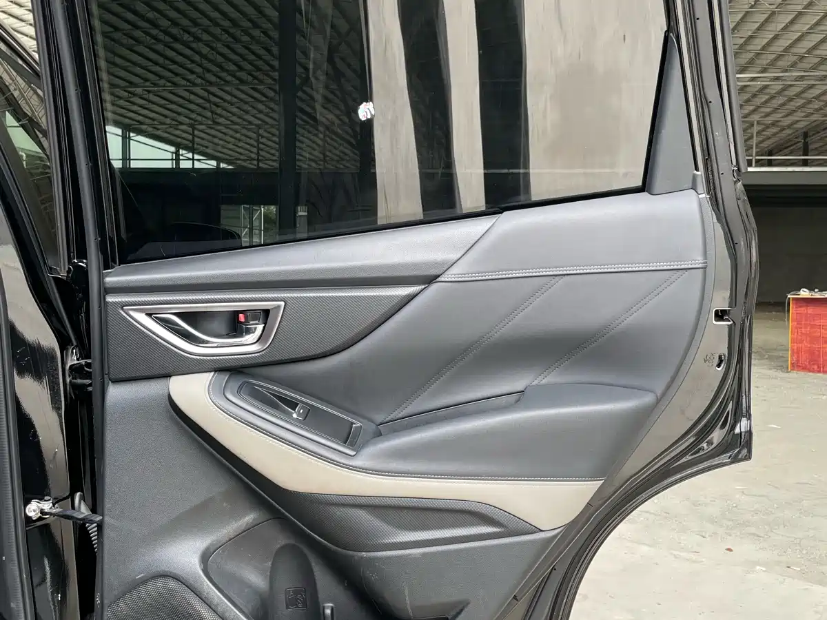 Subaru Forester 2022 2.0i AWD Luxury Edition with EyeSight фото 26