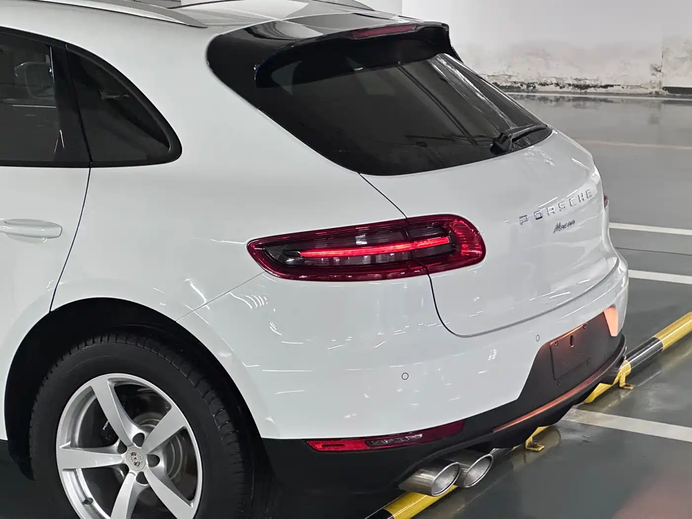Porsche Macan 2016 Macan 2.0T фото 8