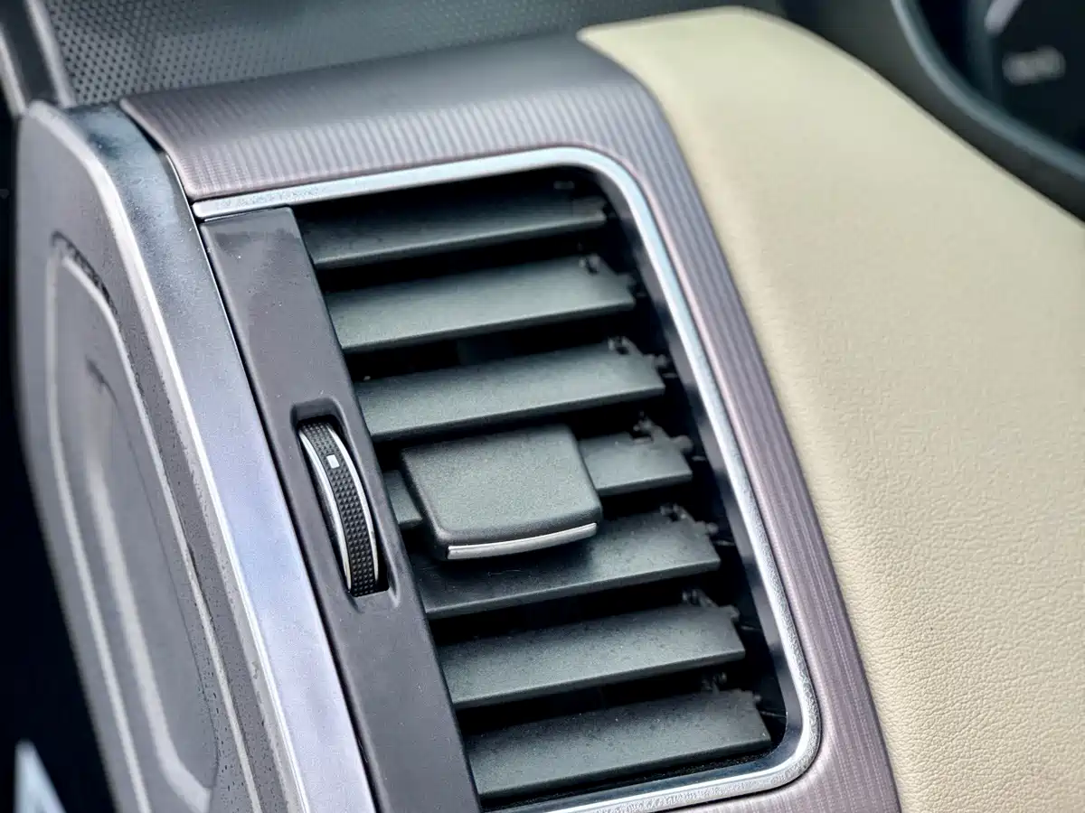 Land Rover Range Rover Sport фото 27