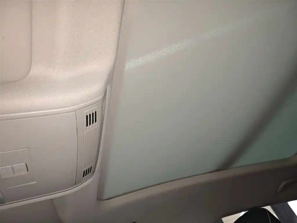 Volkswagen Tayron X 2020 330TSI 2WD Premium Smart Edition фото 18