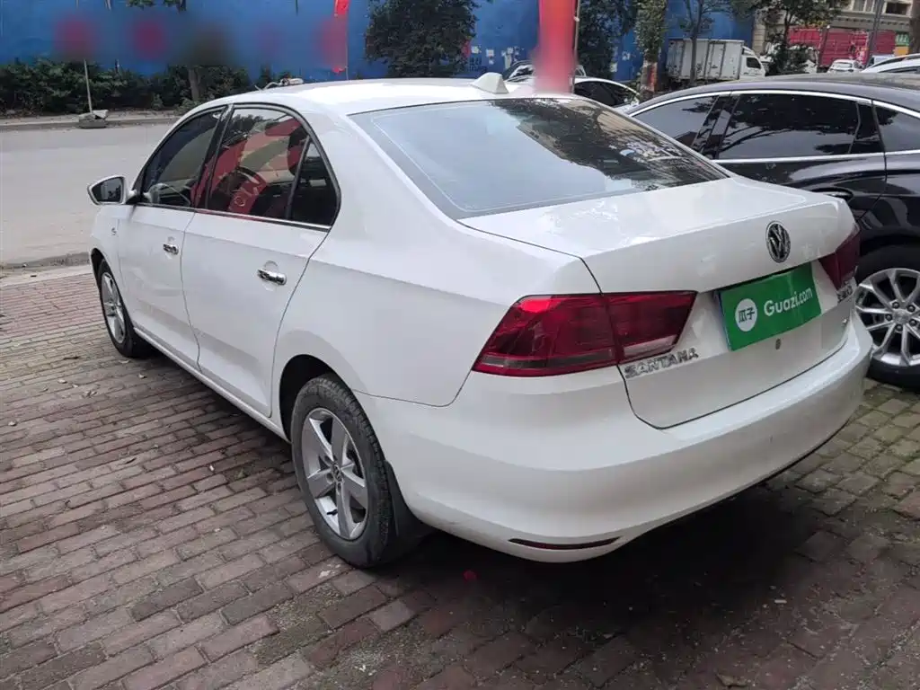 Volkswagen Santana 2013 1.6L Manual Comfort Edition фото 5