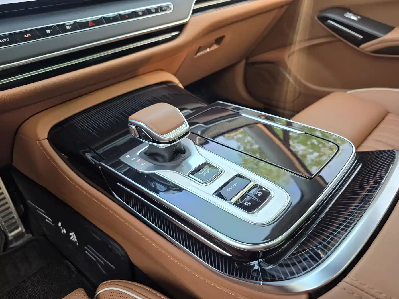 Hongqi H9 2025 2025 Facelift 2.0T 2WD Flagship Luxury Business Edition 5-seater