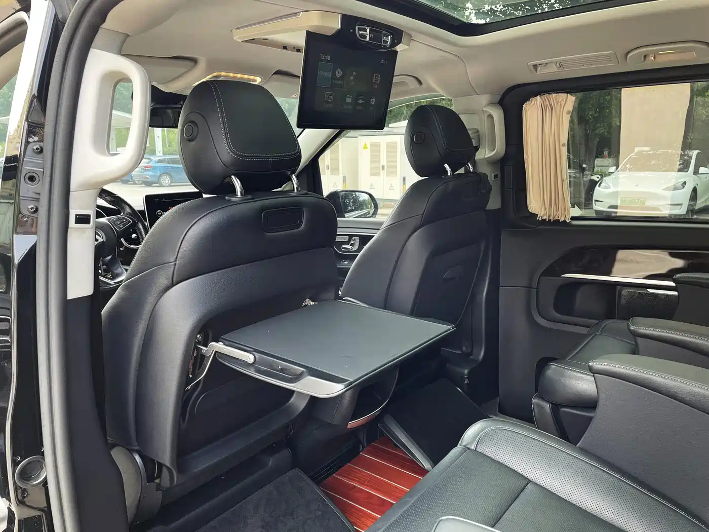Mercedes-Benz V-Class 2018 V 260 Premium Edition China VI фото 4