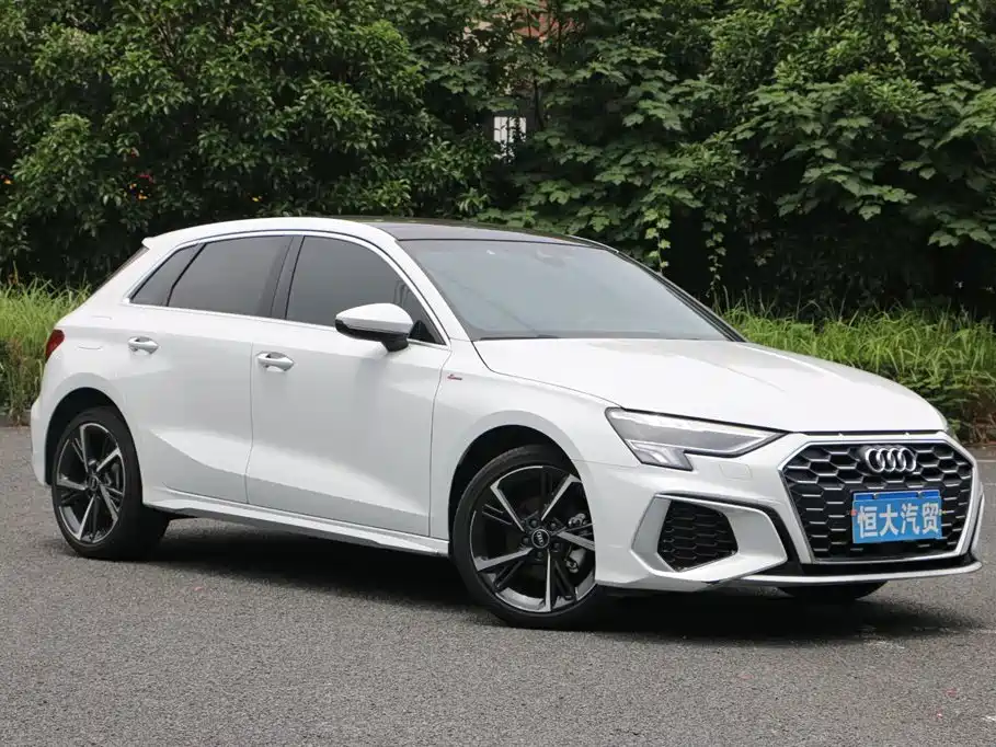 Audi A3 2023 Sportback 35 TFSI Fashion Sport фото 2