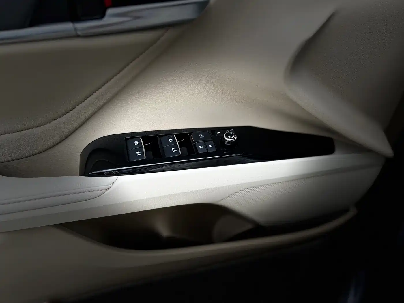 Toyota Camry 2019 2.0G Luxury (China V) фото 12