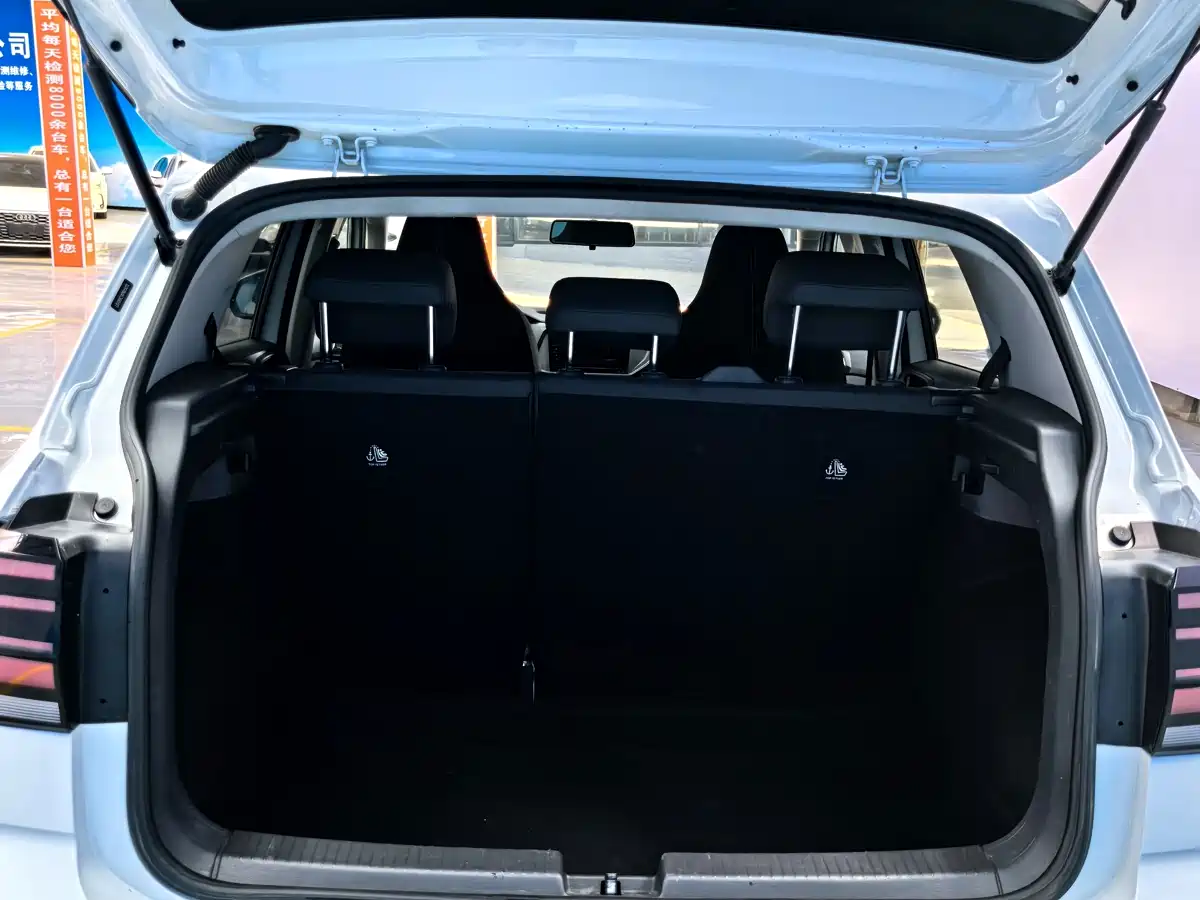 Volkswagen T-Cross 2023 Facelift 1.5L Automatic Trend Edition фото 20