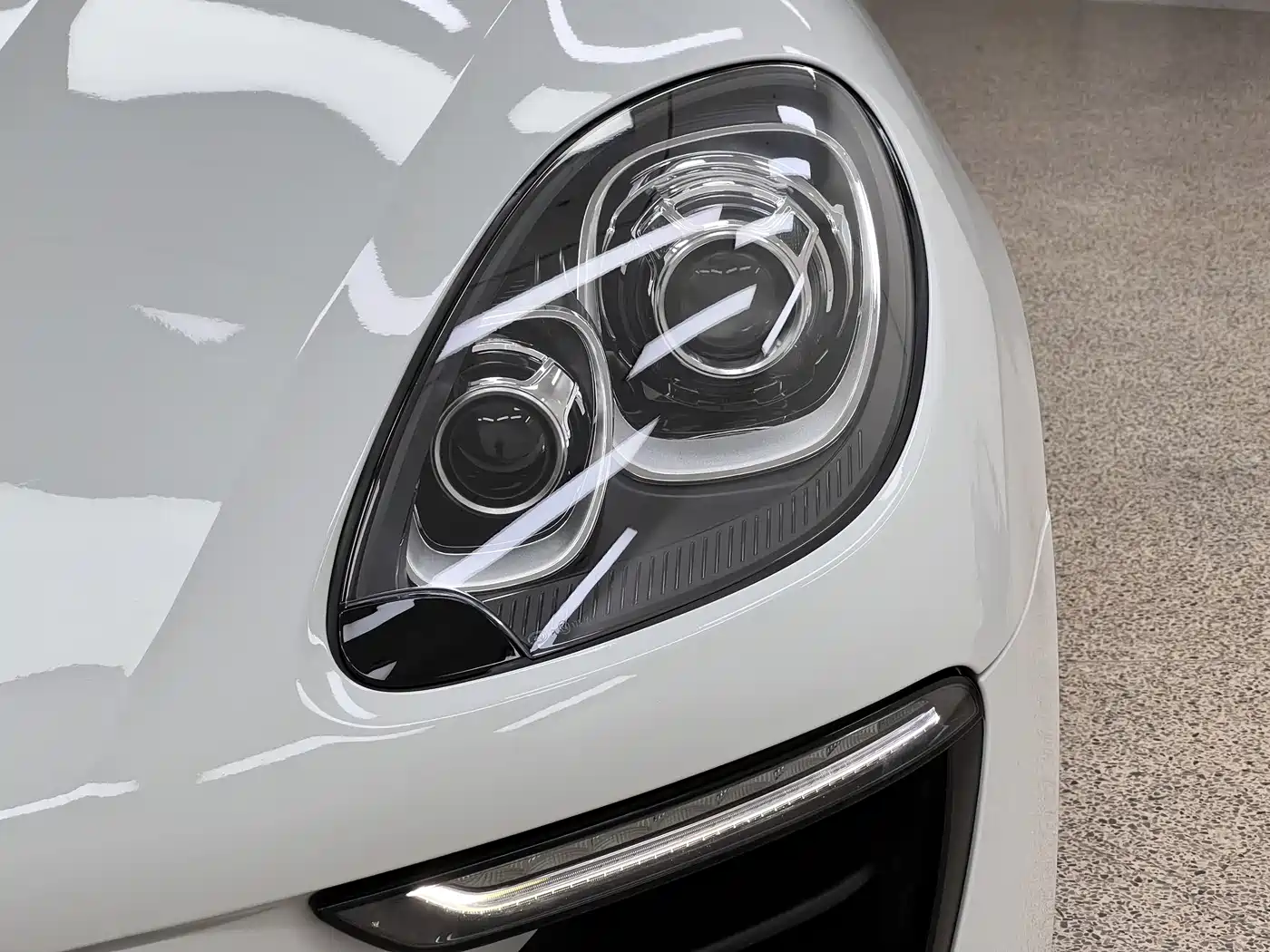 Porsche Macan 2017 Macan 2.0T фото 35