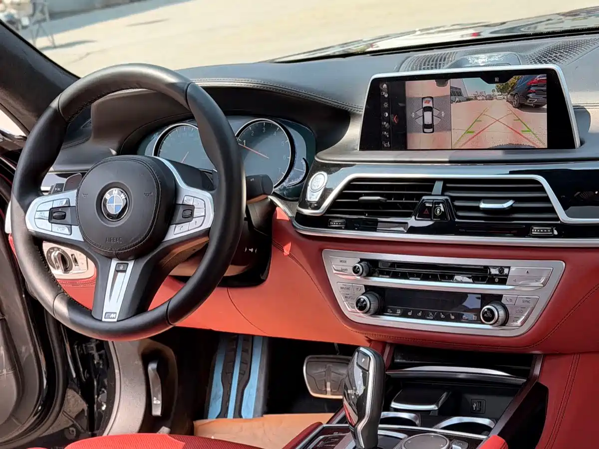 BMW 7 Series 2018 740Li Leading Type M Sport Package фото 6