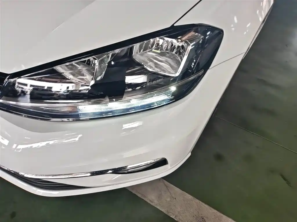 Volkswagen Golf 2019 200TSI DSG Comfort Progressive China VI фото 24