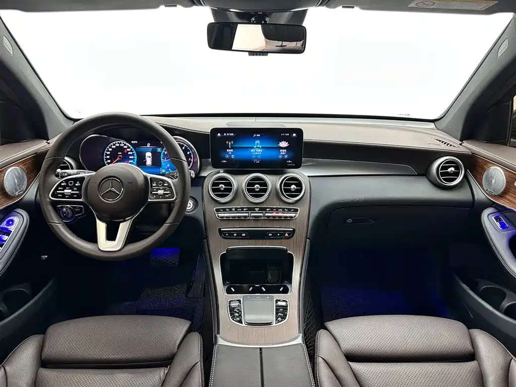 Mercedes-Benz GLC 2020 GLC 300 L 4MATIC Luxury фото 10