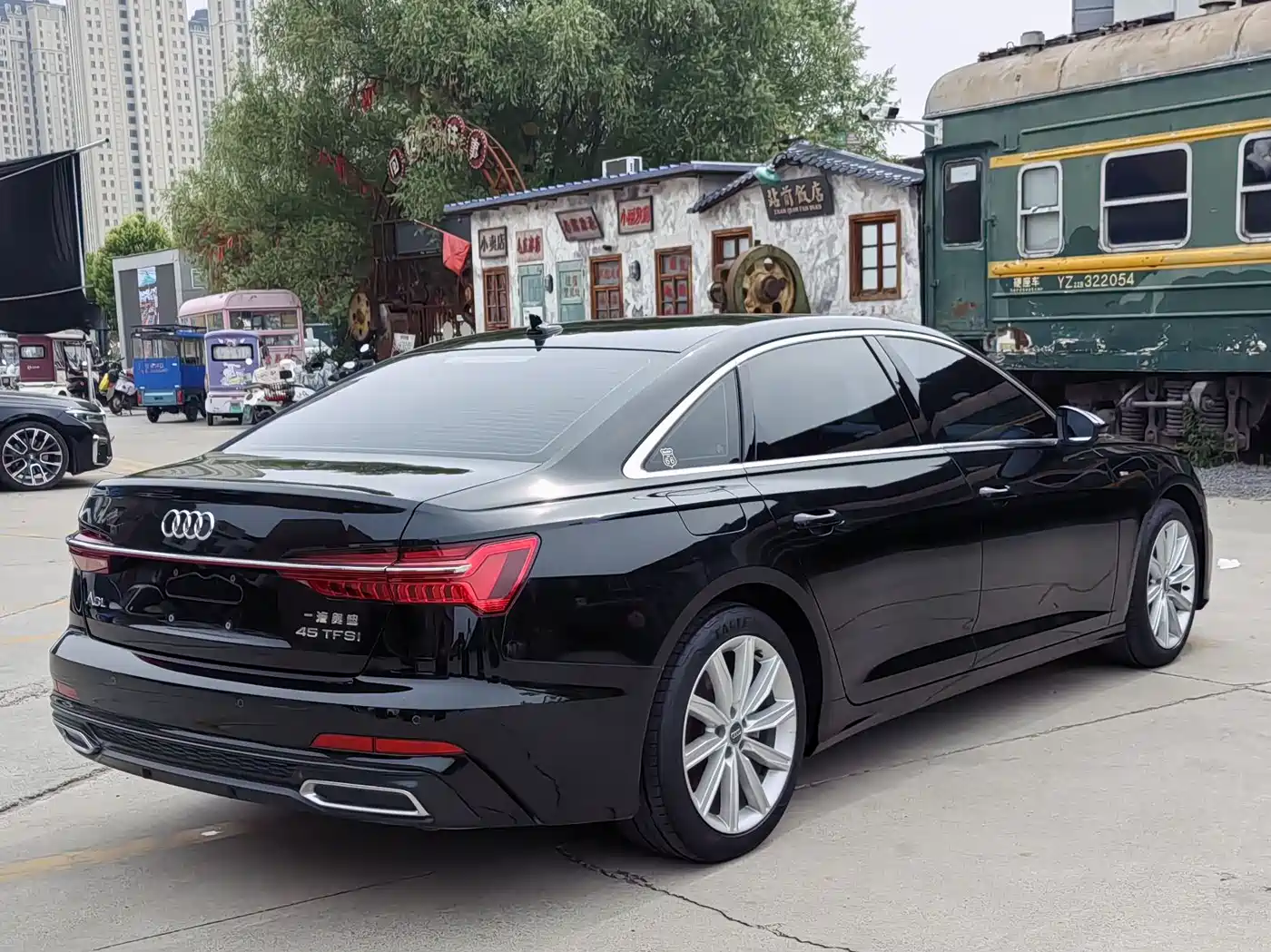 Audi A6L 2021 45 TFSI Exclusive Sport фото 3