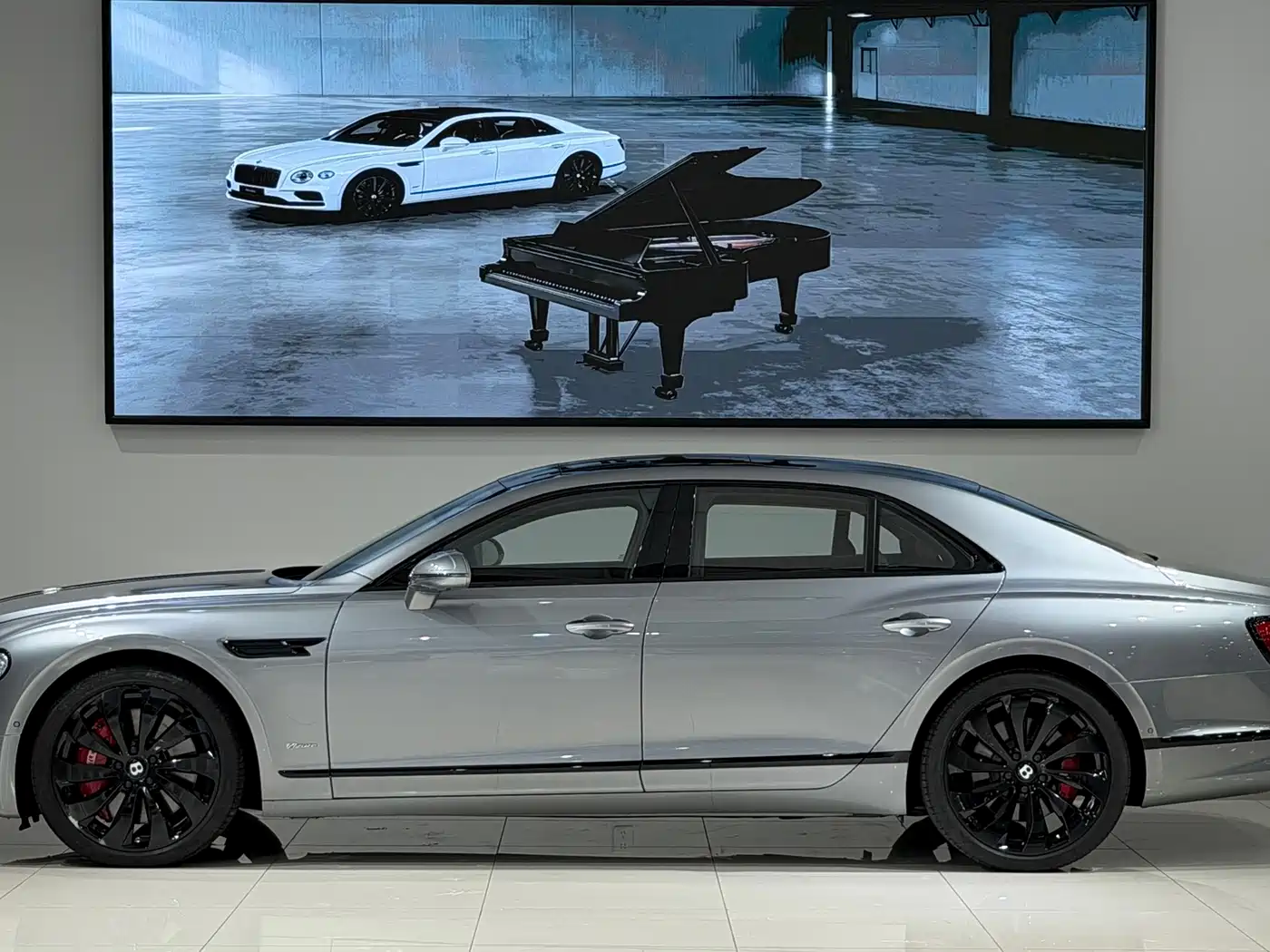 Bentley Flying Spur 2024 2023 4.0T V8 Elegance Edition